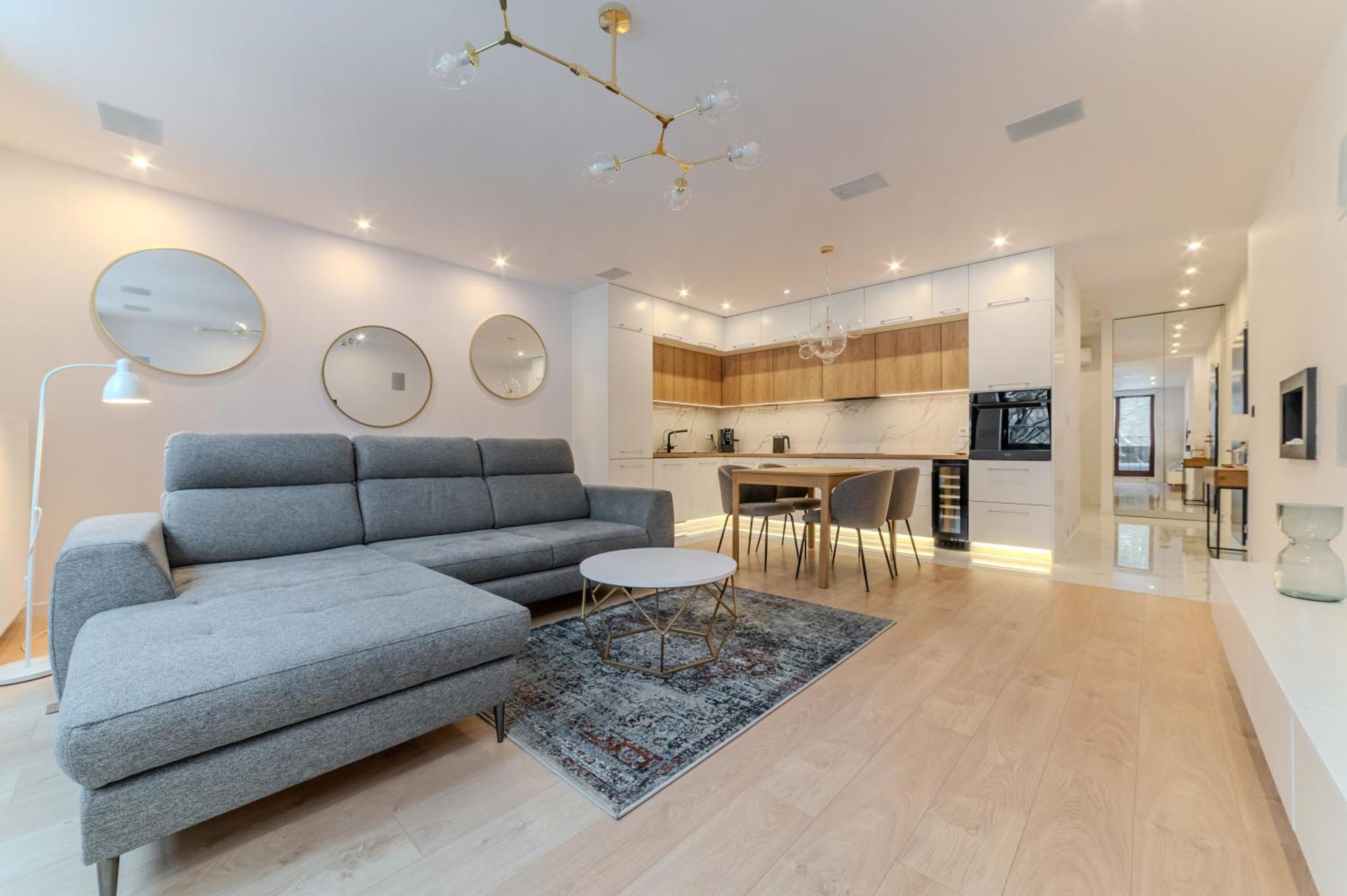 The One Apartment Lodz (Lodz)